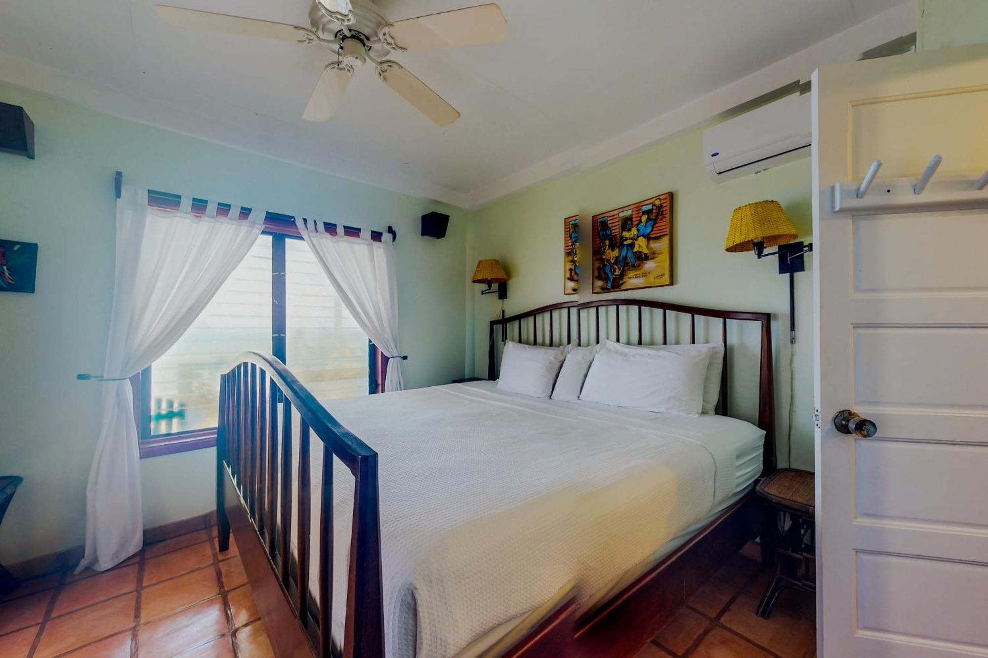 Condo # 20 at Beachside Villas Gold Standard Certified Placencia Habitación foto