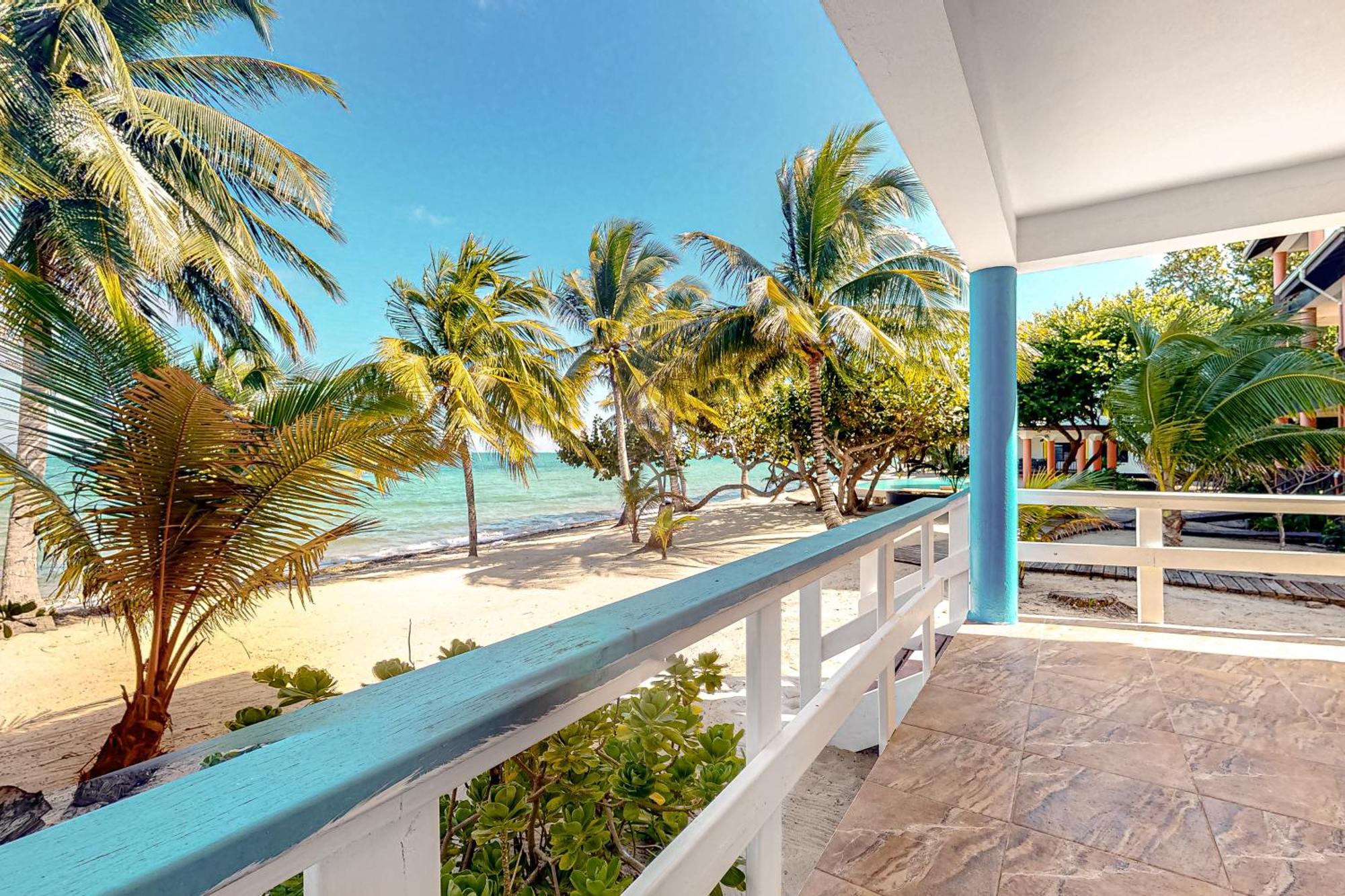 Condo # 20 at Beachside Villas Gold Standard Certified Placencia Habitación foto